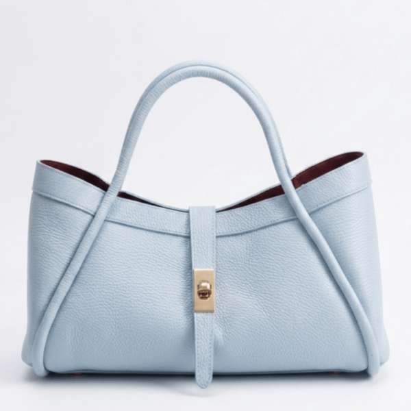 Светлосиня италианска чанта от естествена кожа със златиста катарама