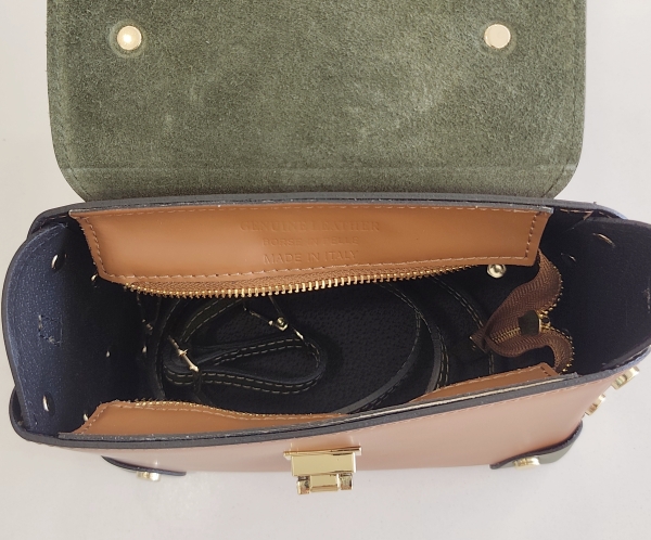 "Inner compartment of a two-tone leather bag Florence Made in Italy"
