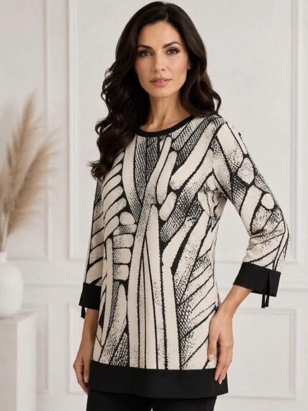 Plus-size women's tunic, Polish-made, designed for curvy women.